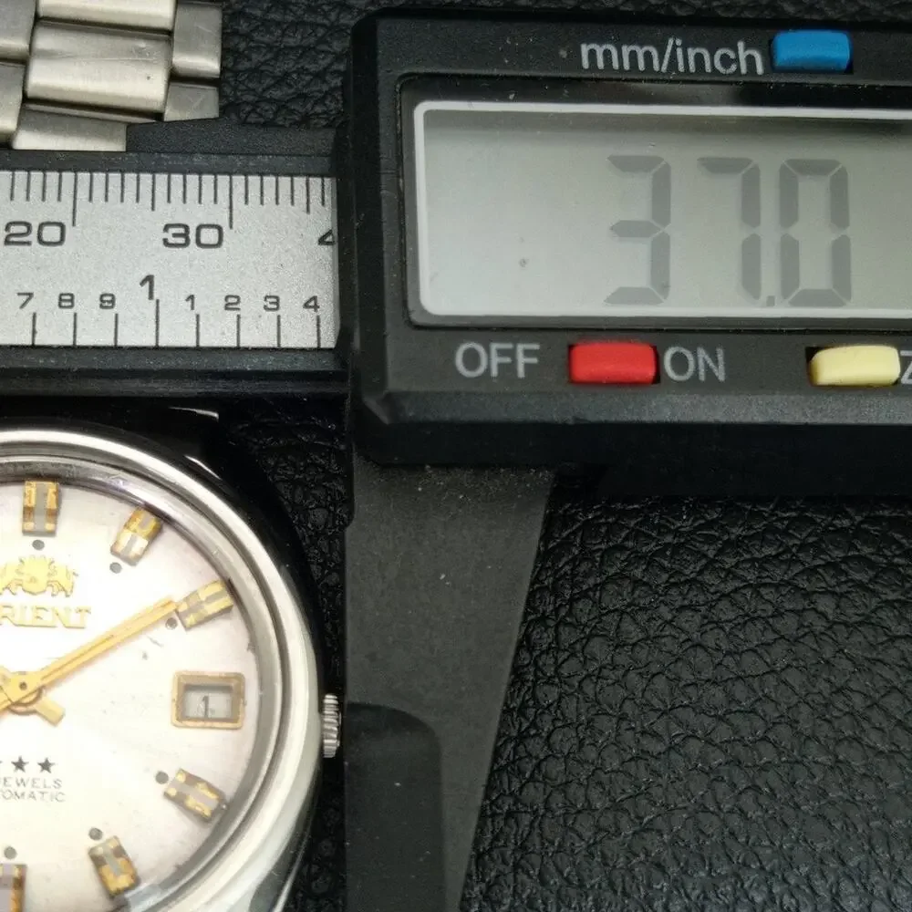 Vintage 1982 Orient Automatic Mens Silver Watch W/daydate & Patina accents
